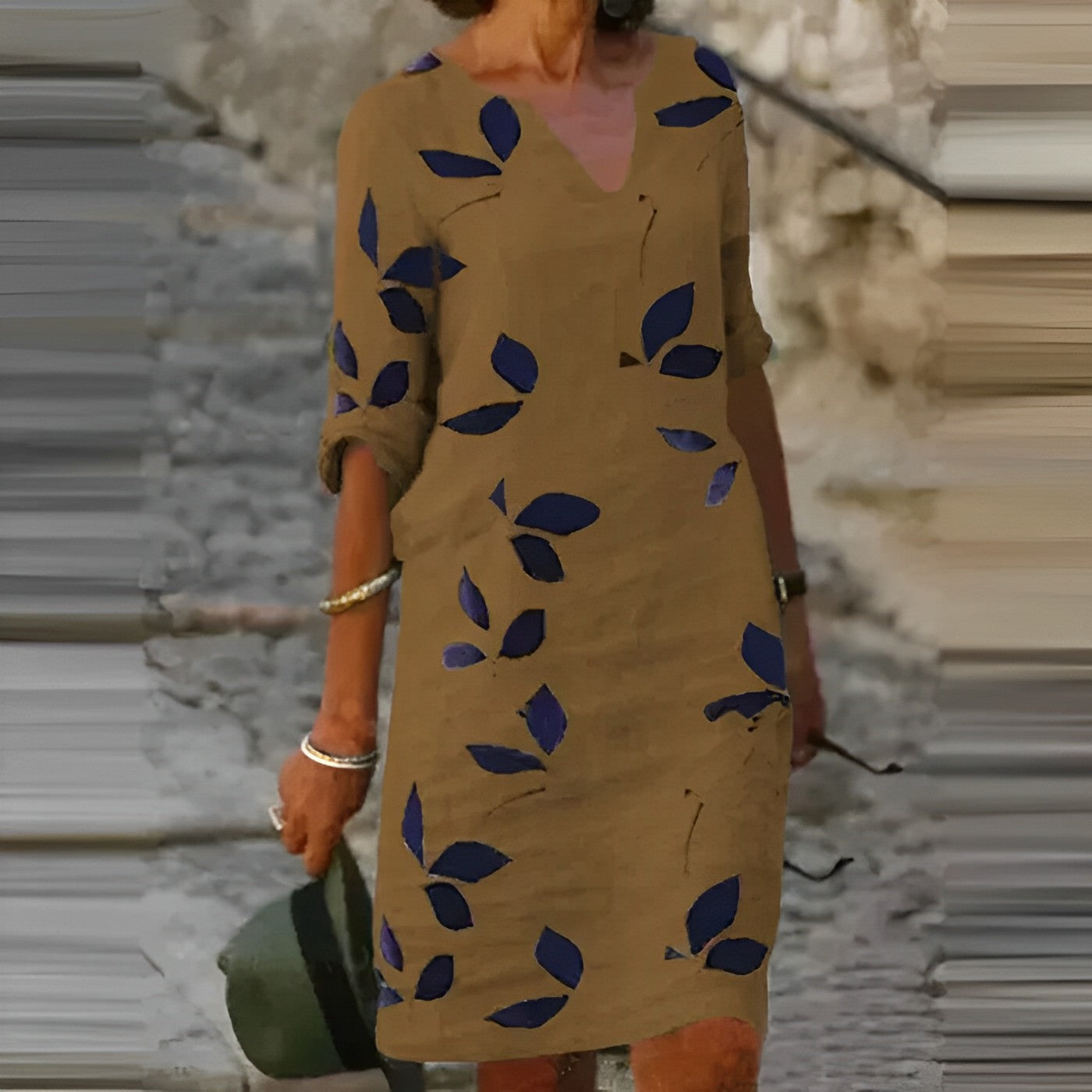 Barbara | Elegantes Kleid mit Blattmuster für Frauen - Image 3