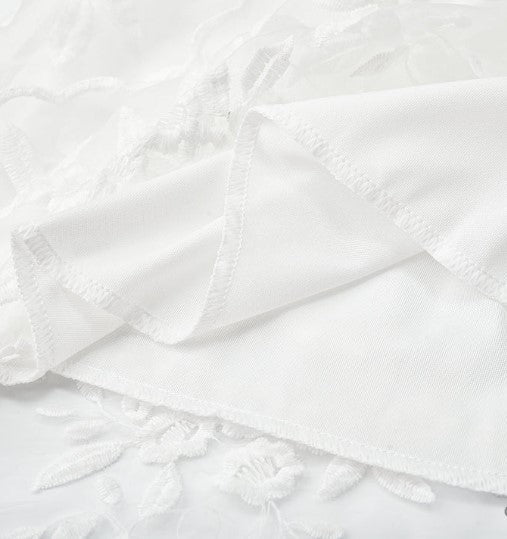 Margarete | Elegantes weißes rückenfreies Mini-Sommerkleid mit V-Ausschnitt für Damen - Image 4