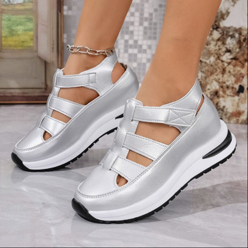 Elisa | Damen-Keilsandalen - Geschlossene Zehe - Ausschnitte - Verstellbarer Klettverschluss - Weiche Sohle - Image 3