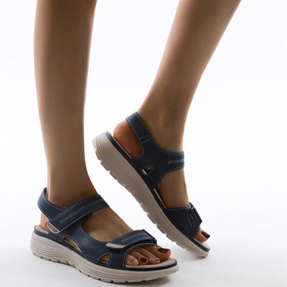 Kassandra | Modische orthopädische Sandalen für Frauen - Image 3