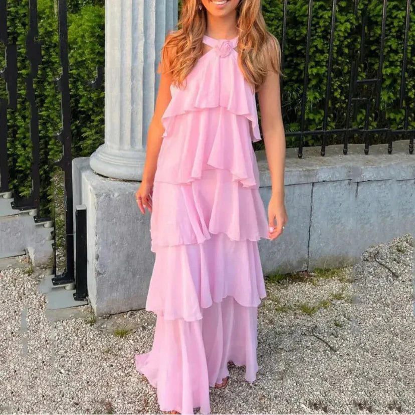 Nadine | Zartrosa geblümtes Maxikleid mit gerafften Lagen - Image 4