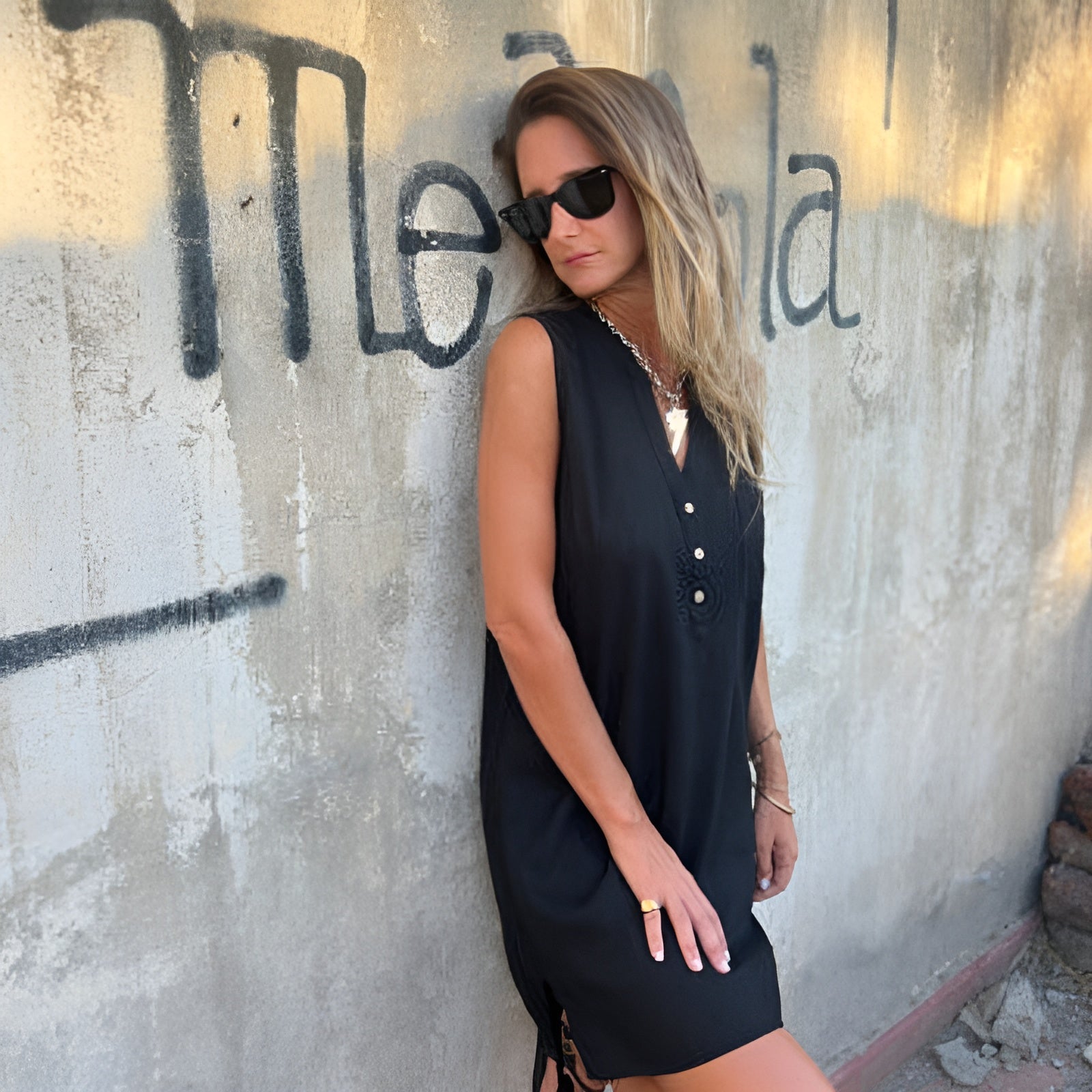 Sonja | Luftiges, leichtes, ärmelloses Kleid - Image 2