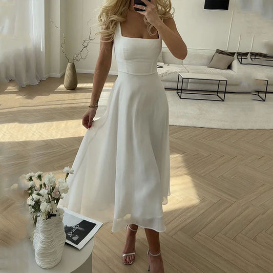 Bernadette | Elegante ärmellose Damenkleider für jeden Anlass - Image 1