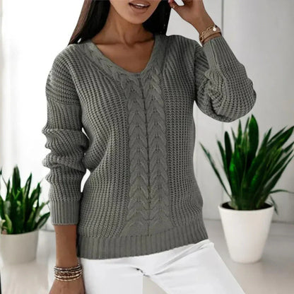 Sabine | Damen V-Ausschnitt Zopfmuster Strickpullover - Image 4