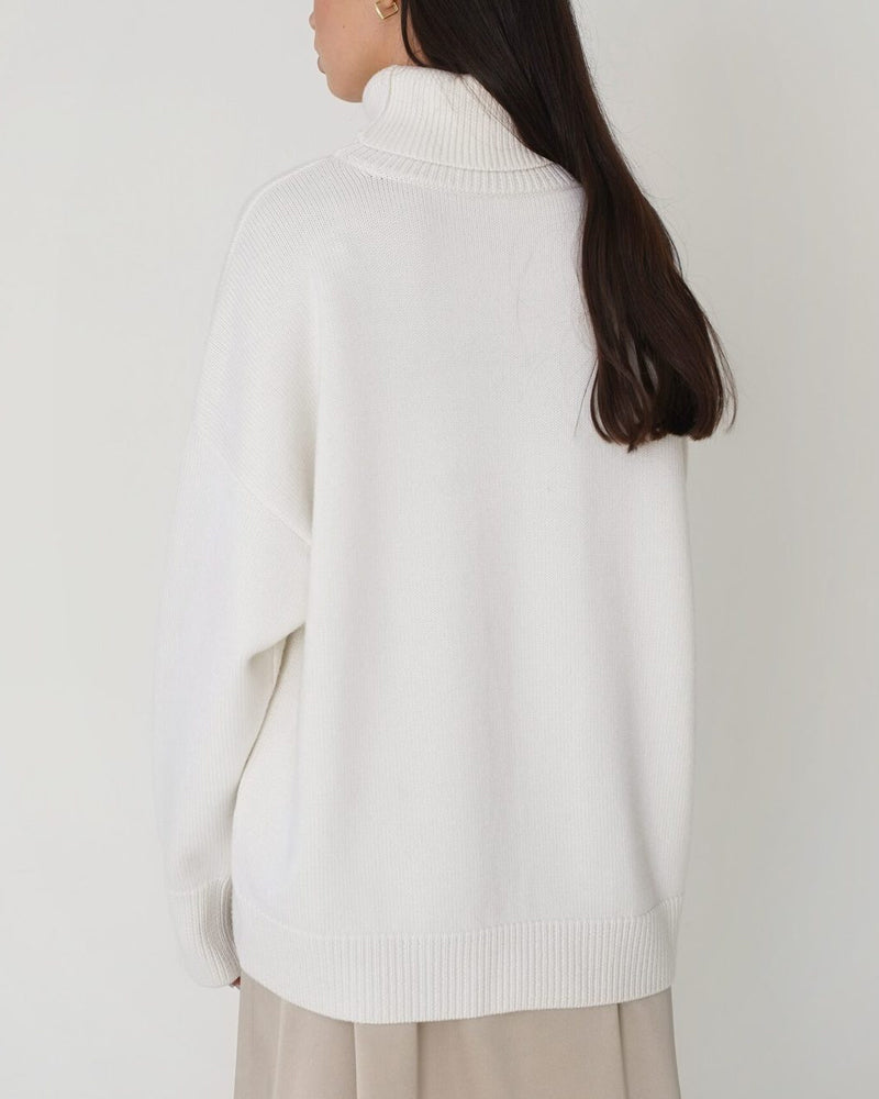 Annemarie | Damen Oversized Rollkragenpullover - Image 3