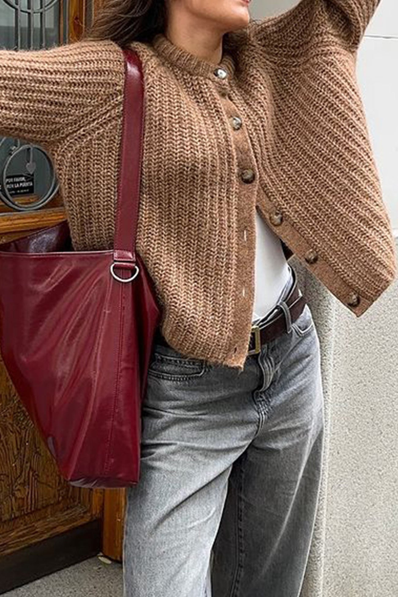 Malin | Damen Oversized Cardigan mit Knopfleiste - Image 11