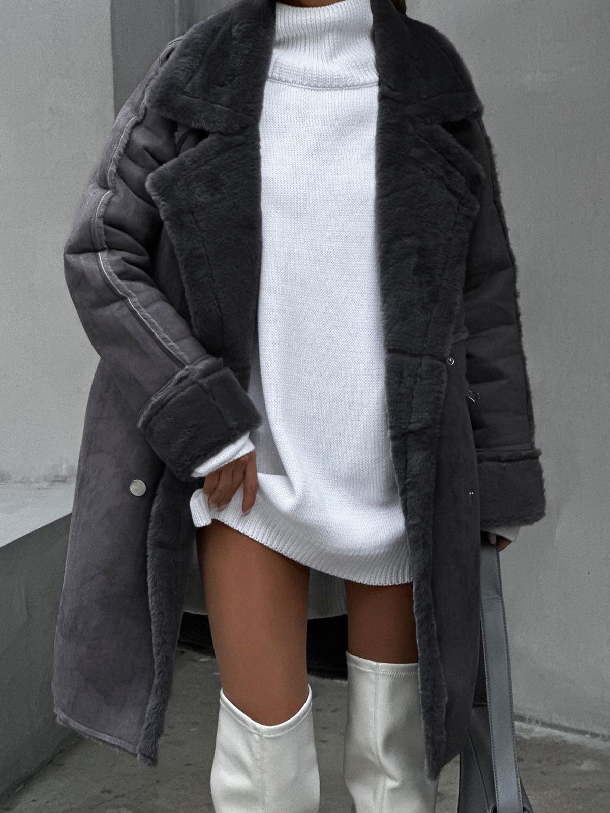 Regina | Damen Oversize Shearling Mantel - Image 2