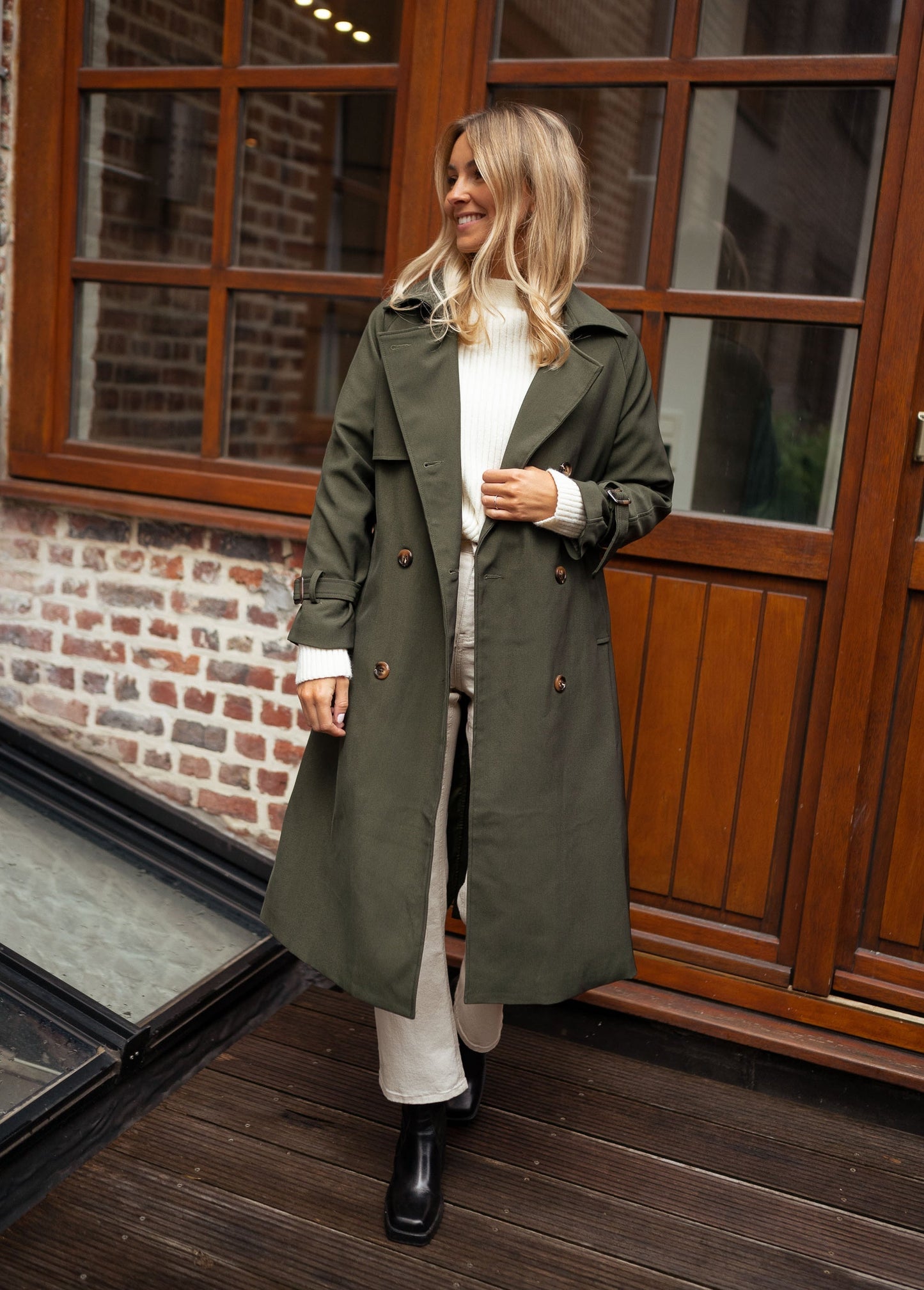 Gretchen | Damen Zweireiher Trenchcoat - Image 3