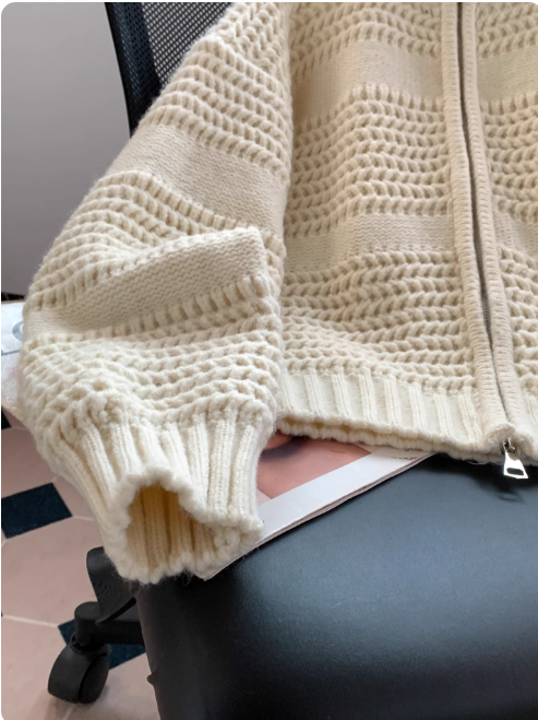 Mara | Damen Strickjacke mit Reißverschluss - Image 3