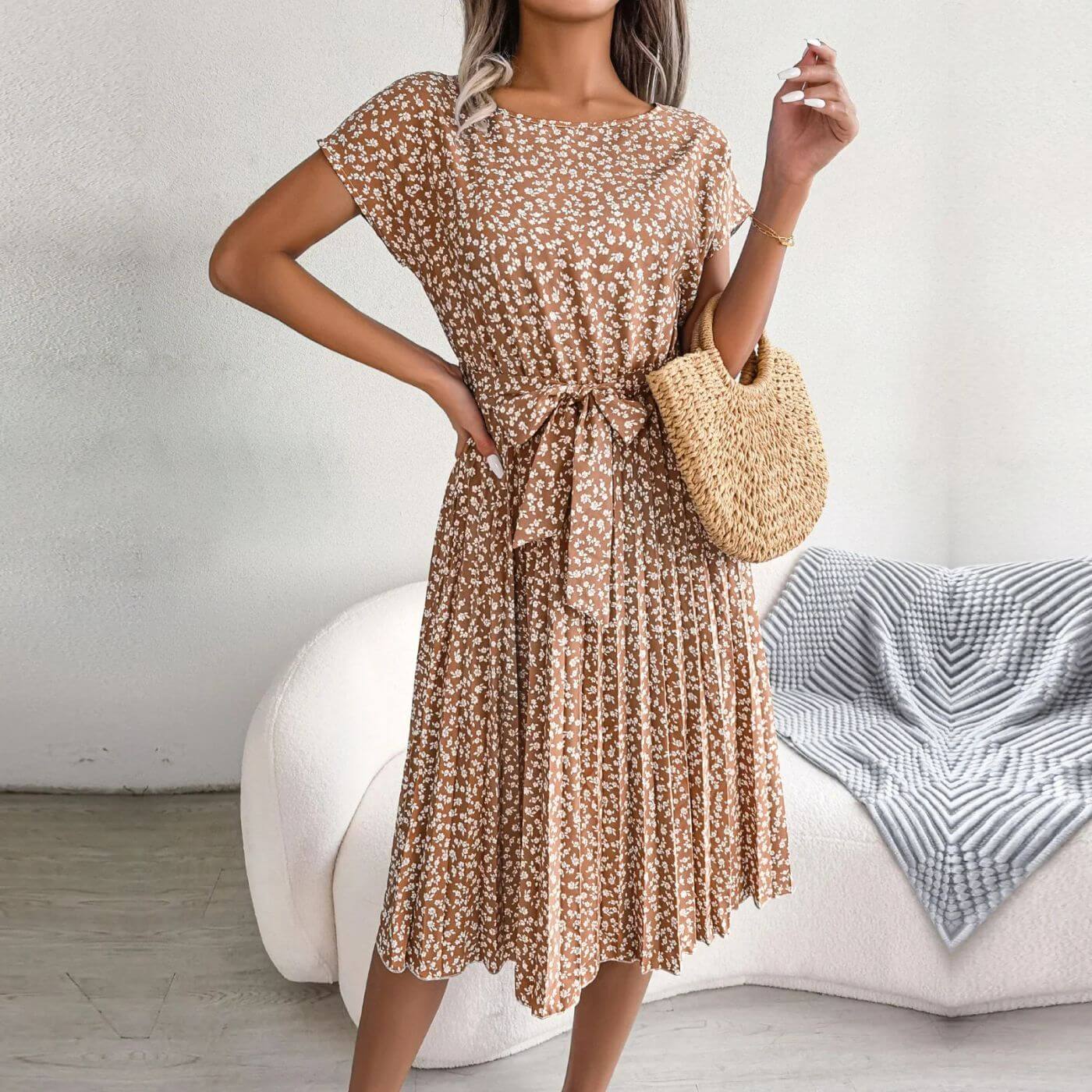 Helga | Leichtes Sommerkleid für Komfort und Stil - Image 8