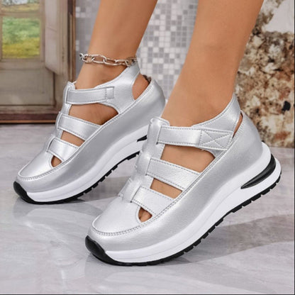 Elisa | Damen-Keilsandalen - Geschlossene Zehe - Ausschnitte - Verstellbarer Klettverschluss - Weiche Sohle - Image 3