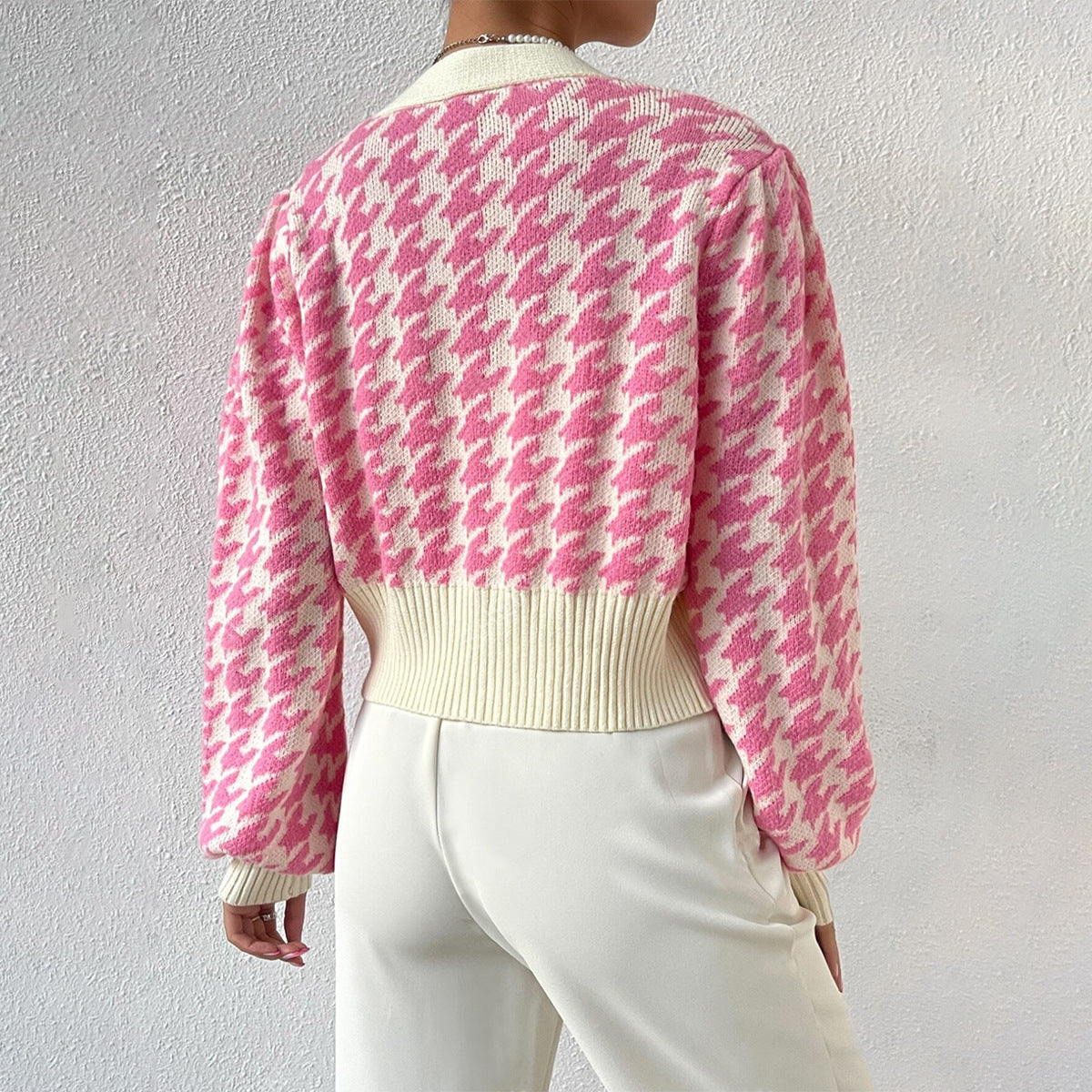 Anke | Damen Cropped Strickjacke - Image 2