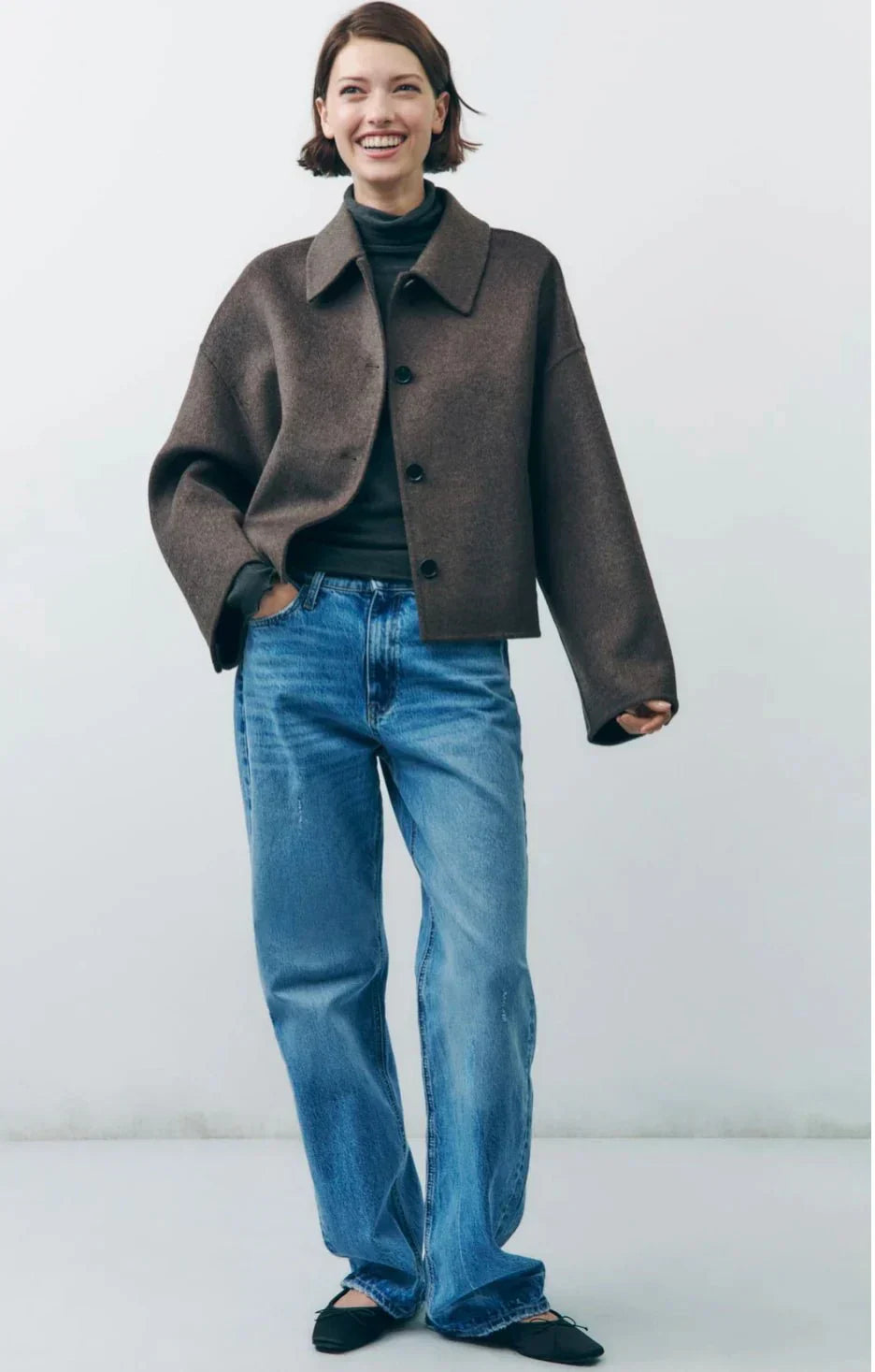 Iris | Damen Cropped Oversized Jacke - Image 2